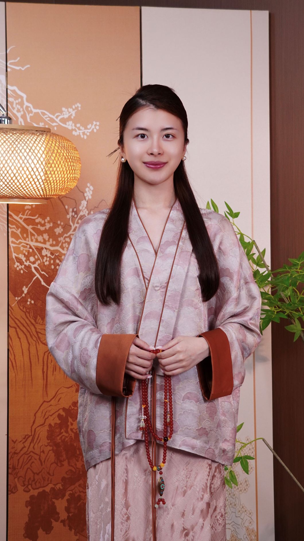 古月茗里【粉墨寻香】新中式和风香云纱日出图金色盘扣绑带流苏V领外套