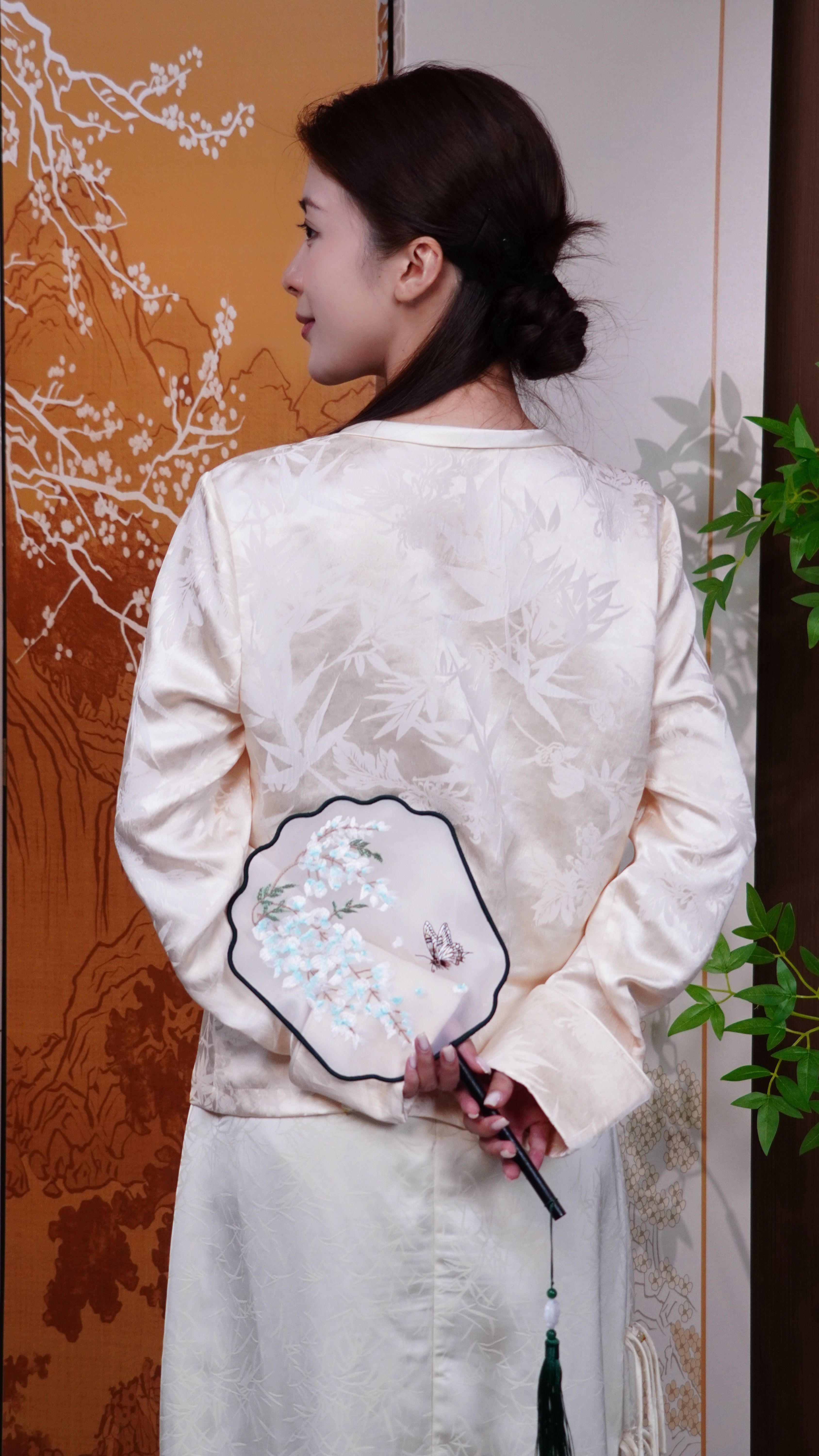 古月茗里【素纨绘竹】新中式圆领盘扣提花垂感外套