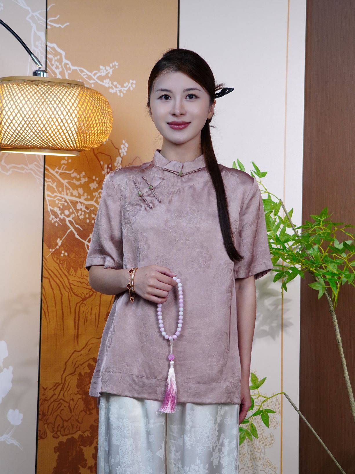 古月茗里【桃夭织锦】新中式淡粉色暗纹提花立领盘扣斜襟短袖上衣