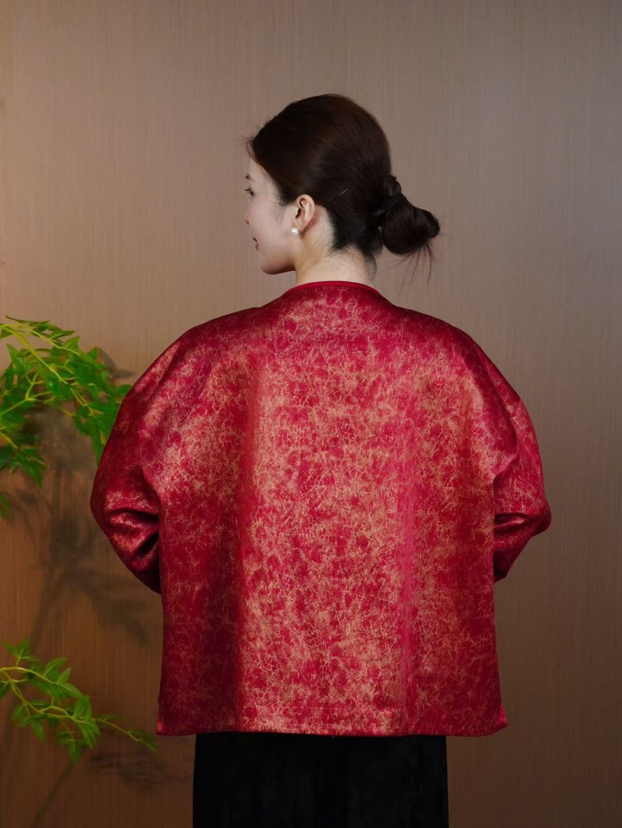 古月茗里【凤凰图】新中式醋酸重工定位刺绣红色盘扣圆领棉服外套