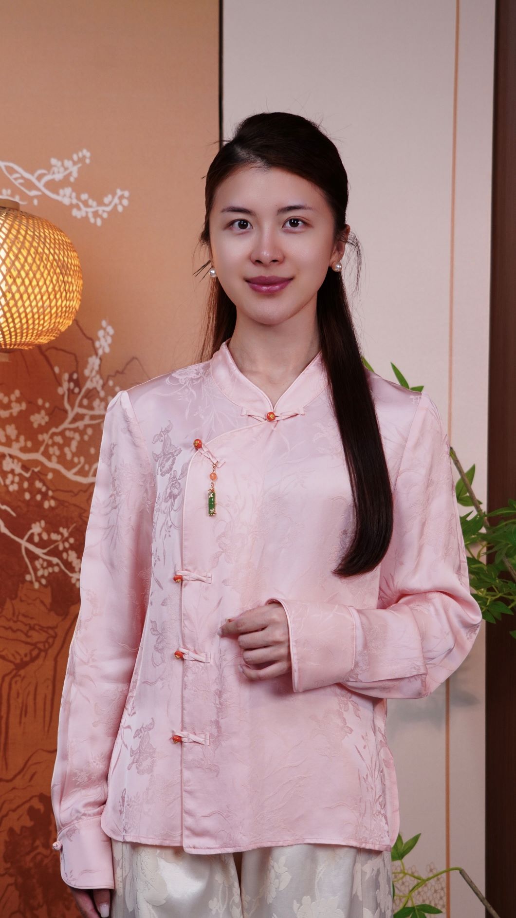 古月茗里【出水芙蓉】新中式暗纹提花玉翠流苏盘扣立领粉色春夏款上衣