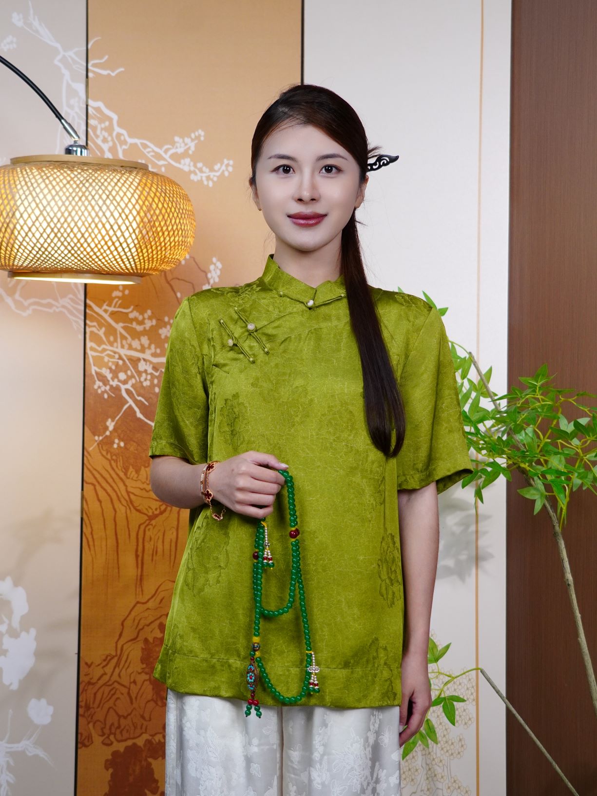 古月茗里【滴水翡翠】新中式翠绿色暗纹提花立领盘扣斜襟短袖上衣