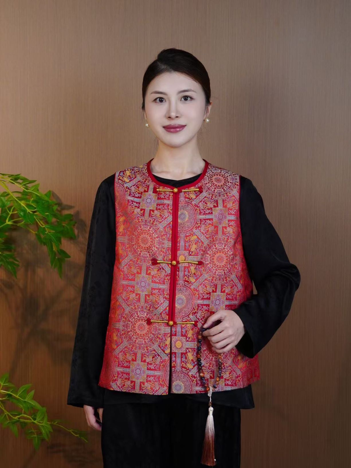 古月茗里【朱华承裳】新中式红色复古感撞色金线盘扣圆领马甲