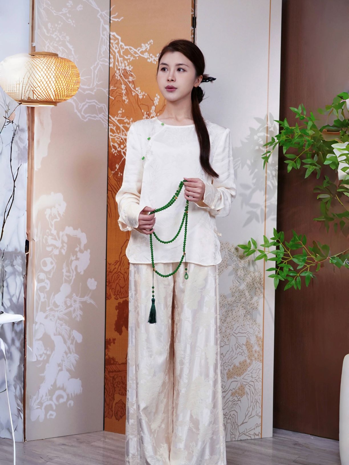 古月茗里【福禄绵绵】新中式高雅福禄扣提花圆领白色上衣