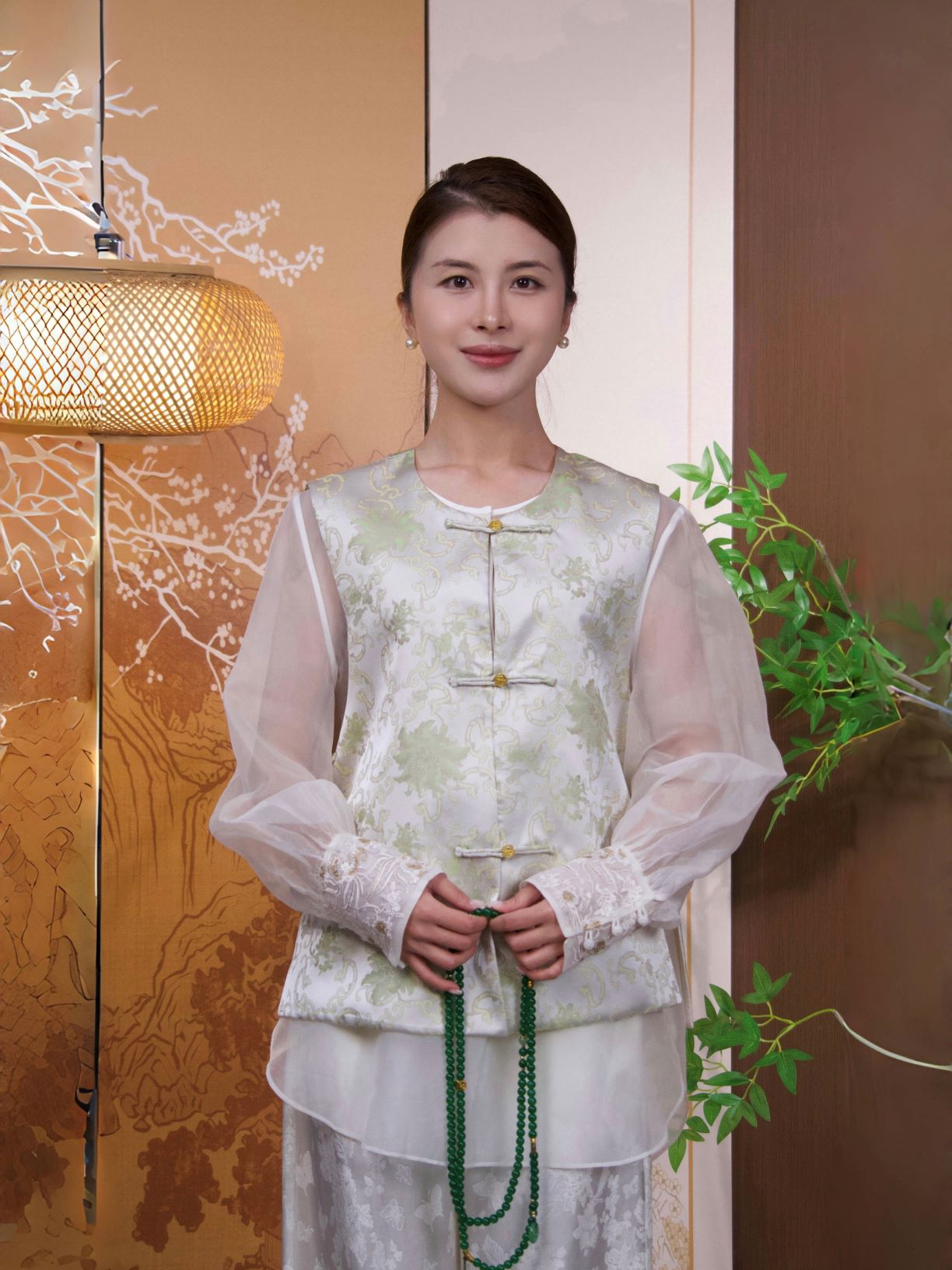 古月茗里【碧影扶疏】新中式宋锦金色盘扣圆领马甲