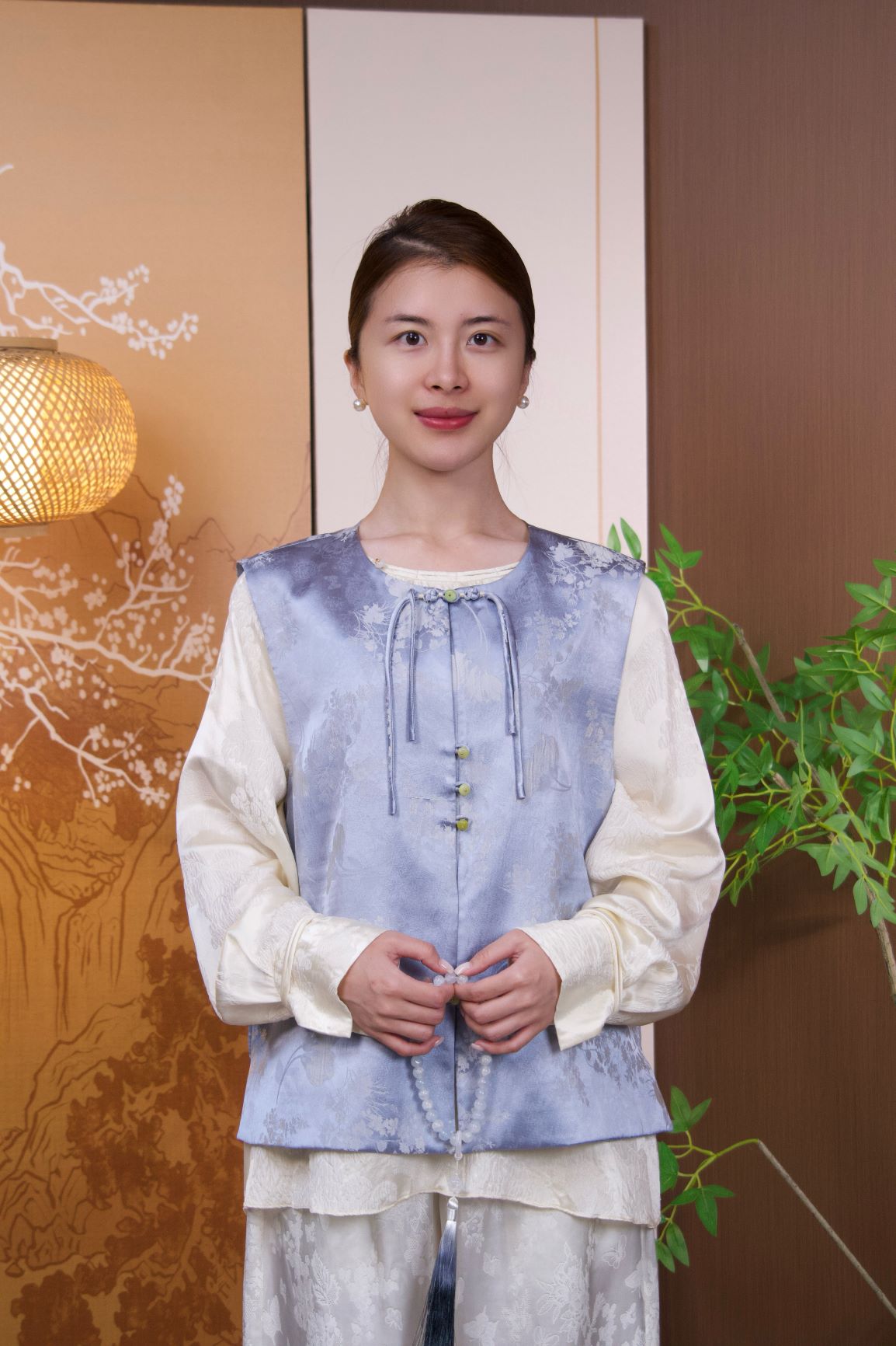 古月茗里【苍蓝织雾】新中式蓝色印花流苏盘扣圆领马甲