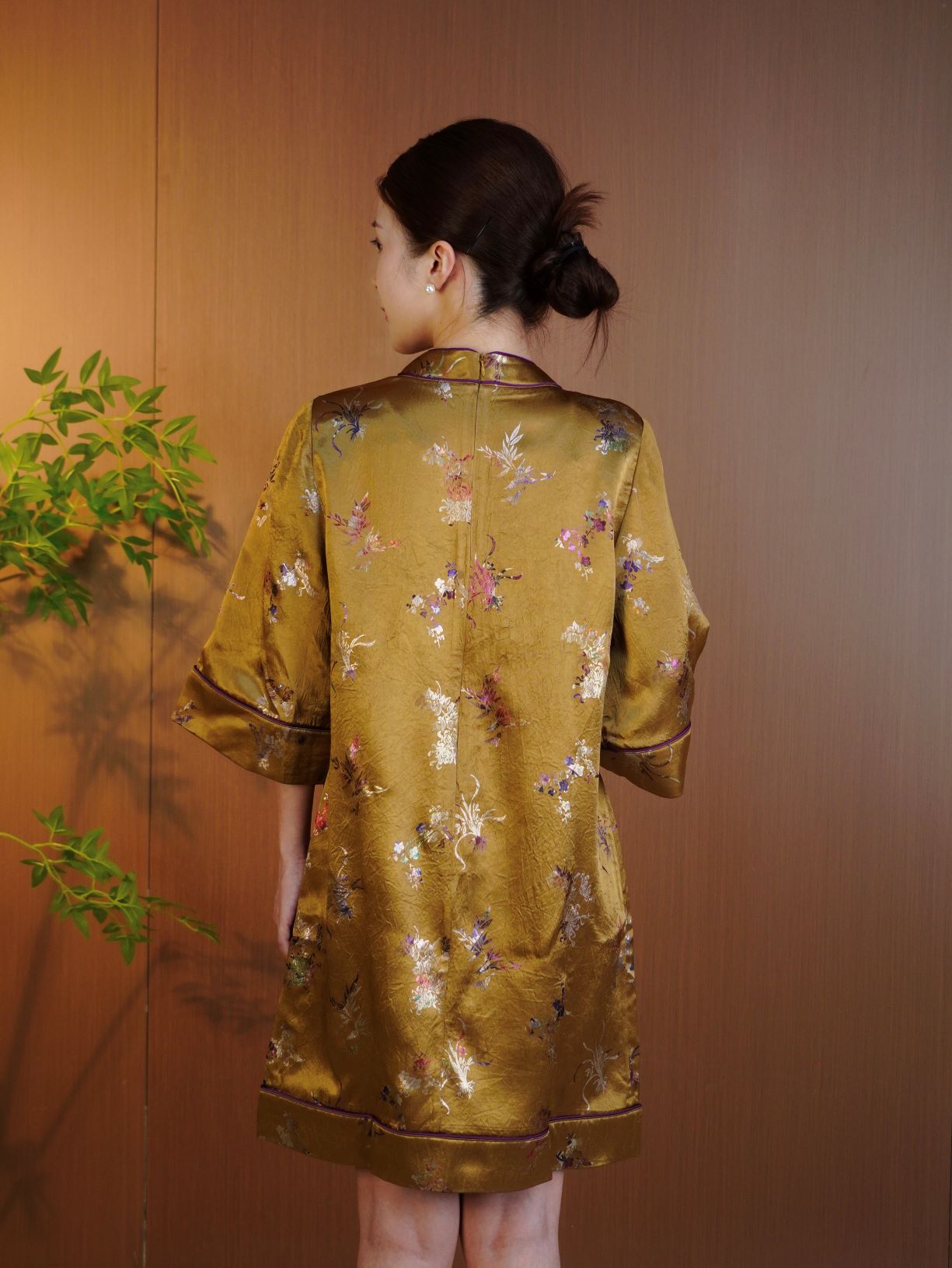 古月茗里【墨夜鎏星】新中式国风女装姜黄色醋酸印花连衣裙