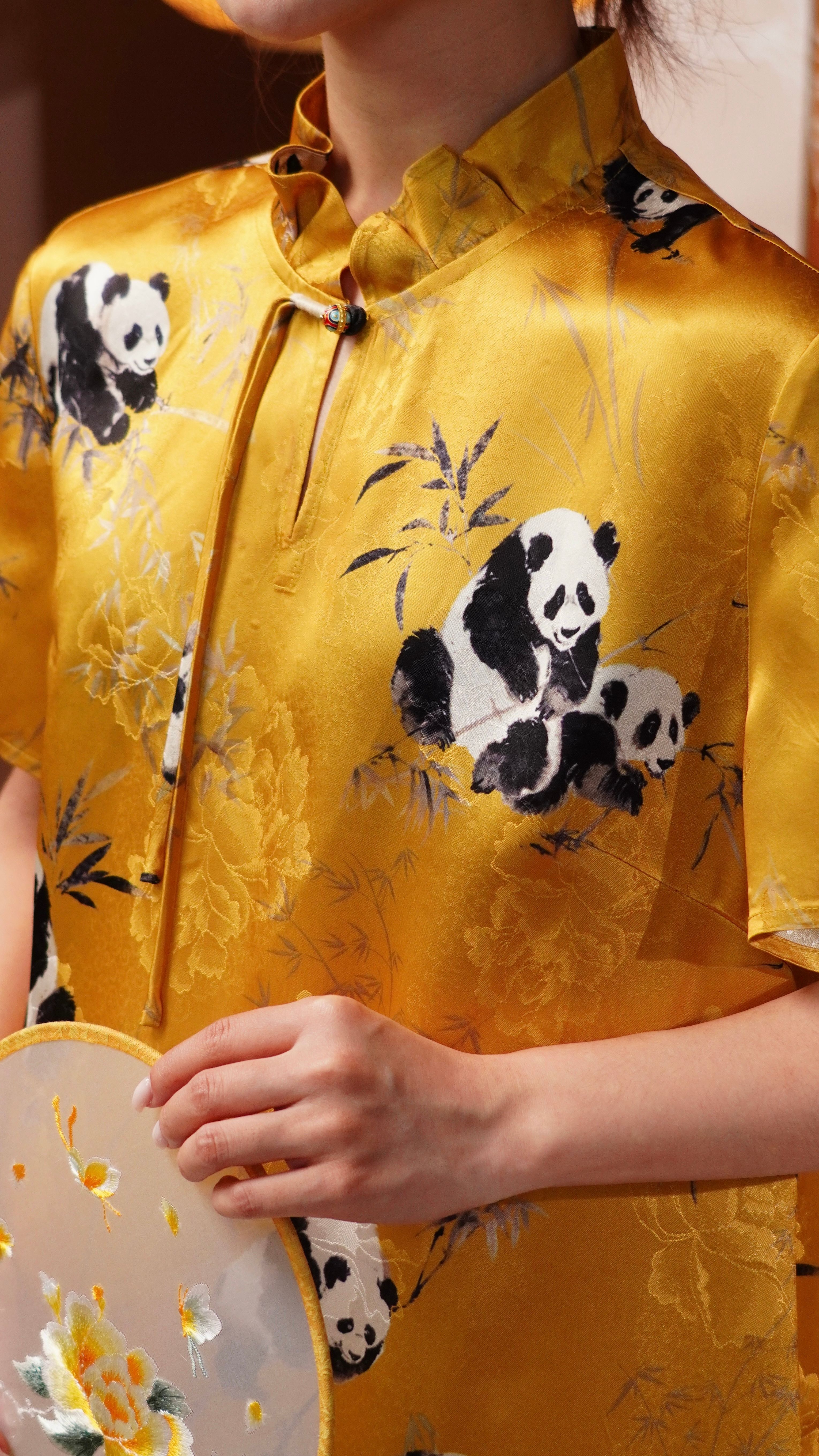 古月茗里【金缕玄团】新中式国风金色熊猫印花盘扣高级感套装