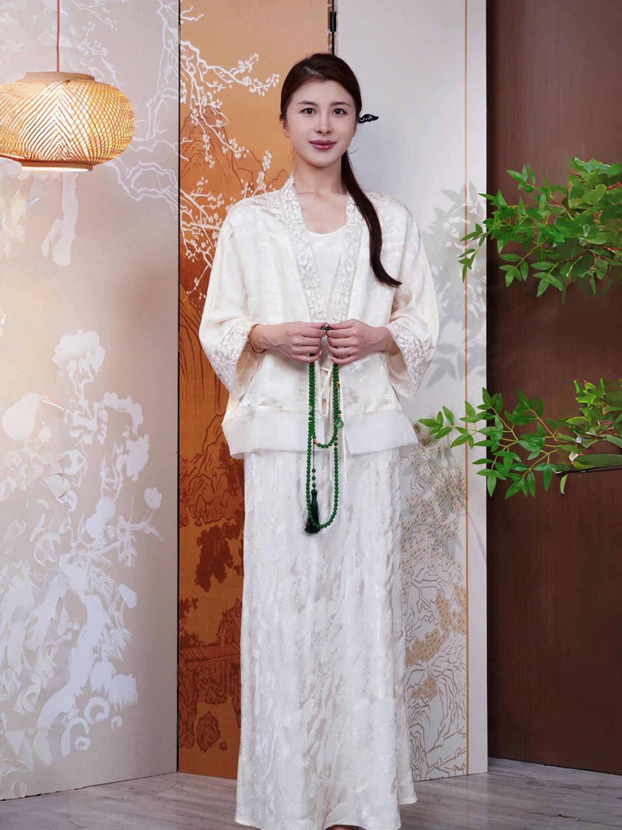 古月茗里【琼瑶织梦】新中式优雅重工刺绣国风高级感系带外套+背心连衣裙（白色）