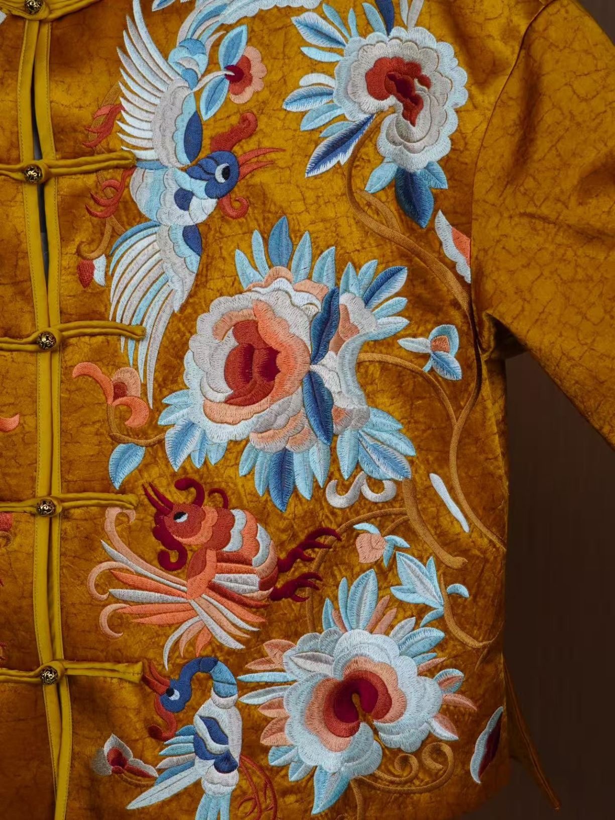 古月茗里【花鸟图】新中式醋酸重工定位刺绣盘扣圆领棉服外套