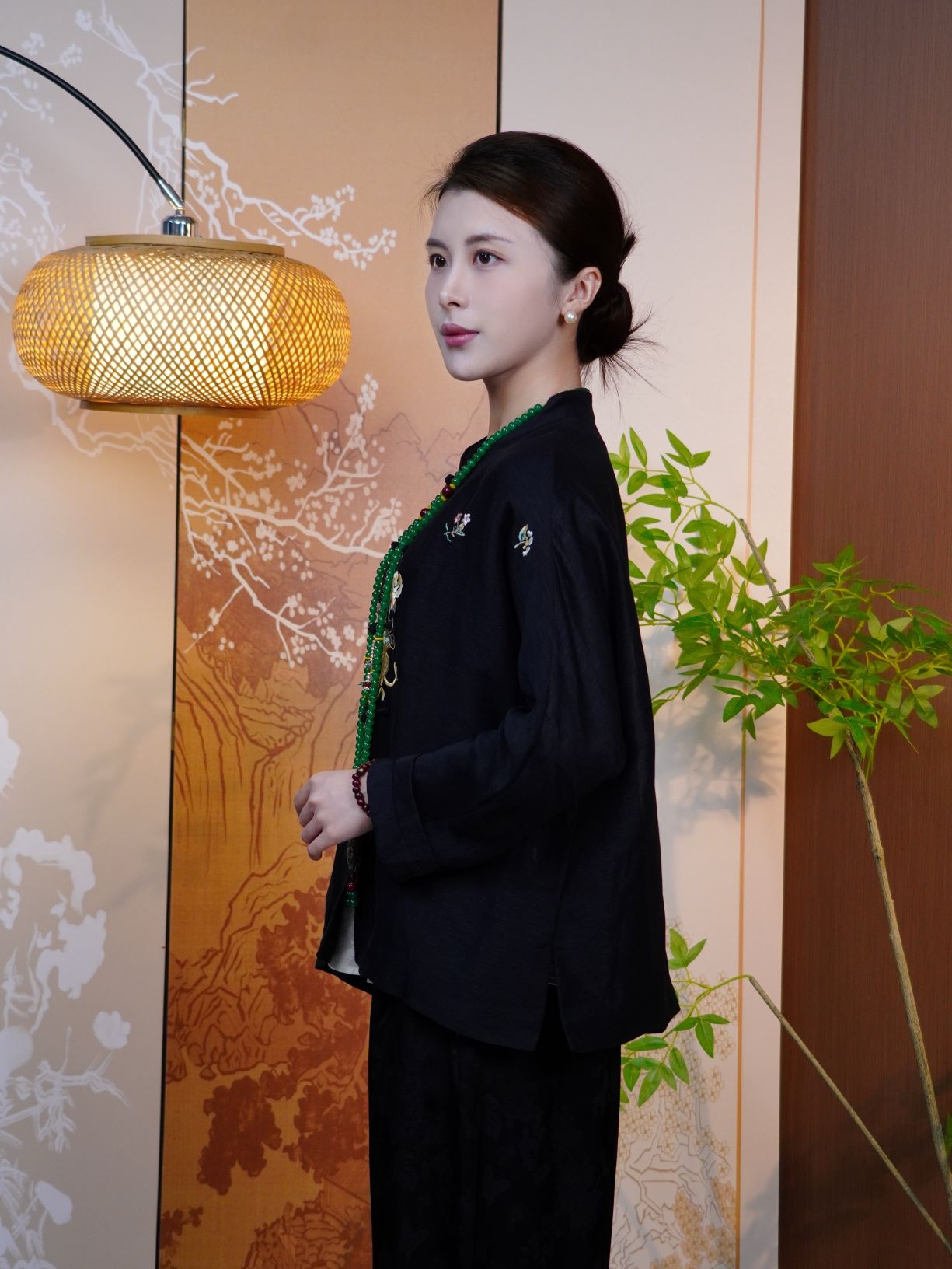 古月茗里【黛麻织锦】新中式黑色亚麻绣花盘扣立领薄上衣