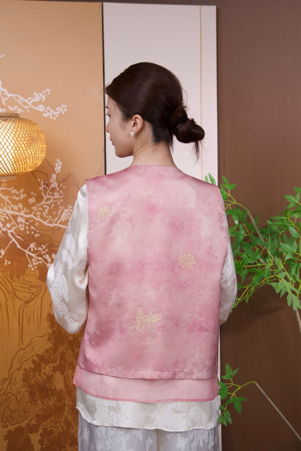 古月茗里【粉妆玉砌】新中式梦幻拼纱金线盘扣圆领春夏款马甲