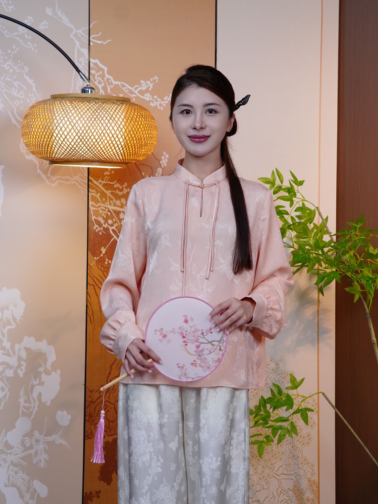 古月茗里【亭亭玉立】新中式立领粉色流苏盘扣春夏薄款长袖上衣