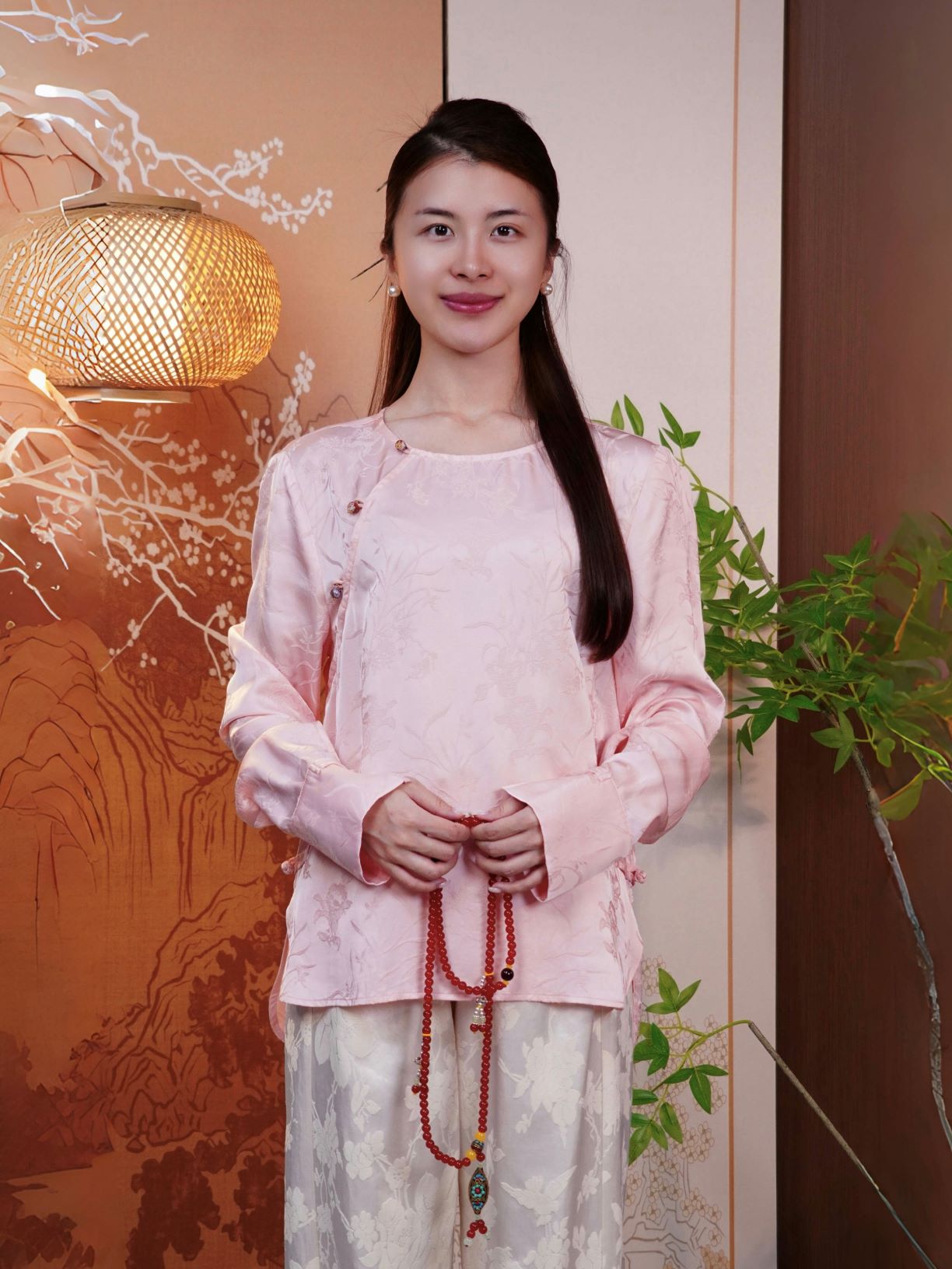 古月茗里【芙蓉粉靥】新中式暗纹提花斜襟盘扣圆领粉色春夏款上衣