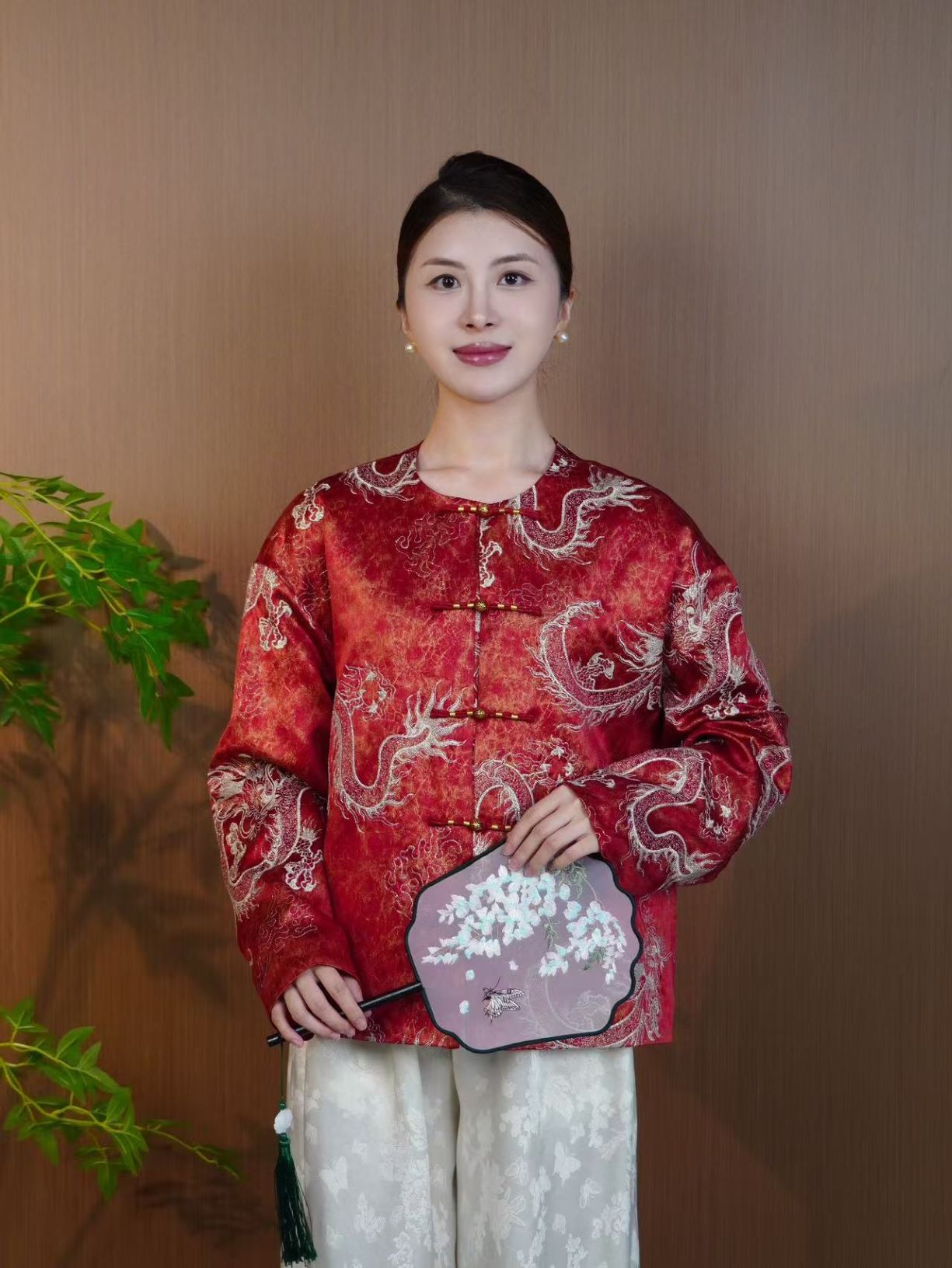 古月茗里【赤焰游龙】新中式重工游龙绣花红色盘扣圆领棉服外套