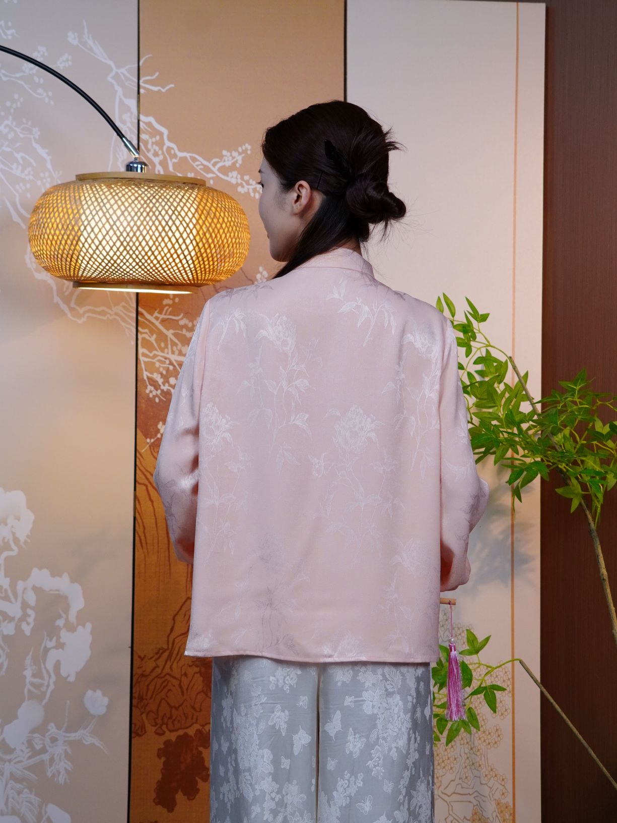 古月茗里【亭亭玉立】新中式立领粉色流苏盘扣春夏薄款长袖上衣