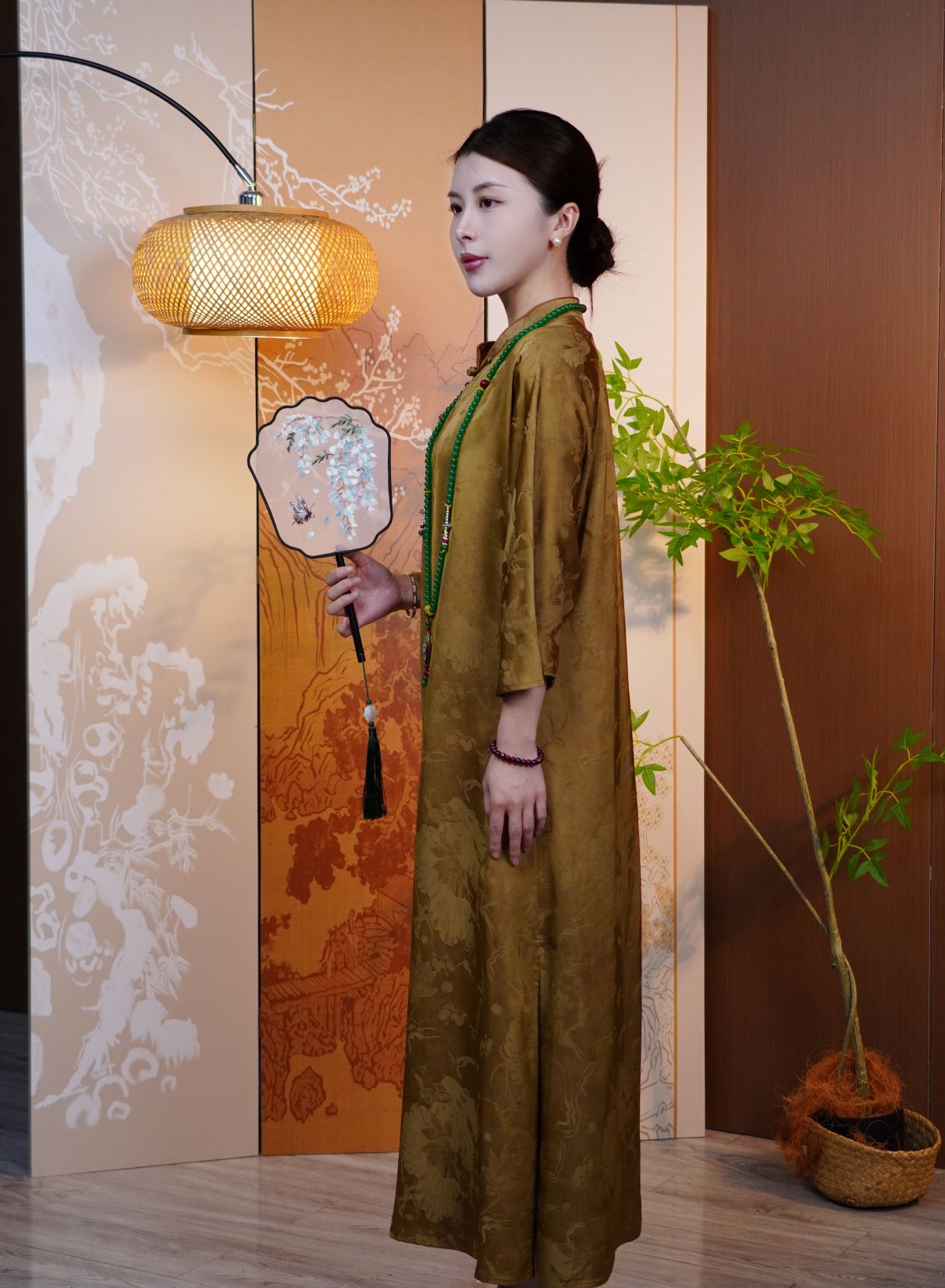 古月茗里【云锦金章】新中式香云纱暗纹提花斜襟盘扣可敞开两穿长袍