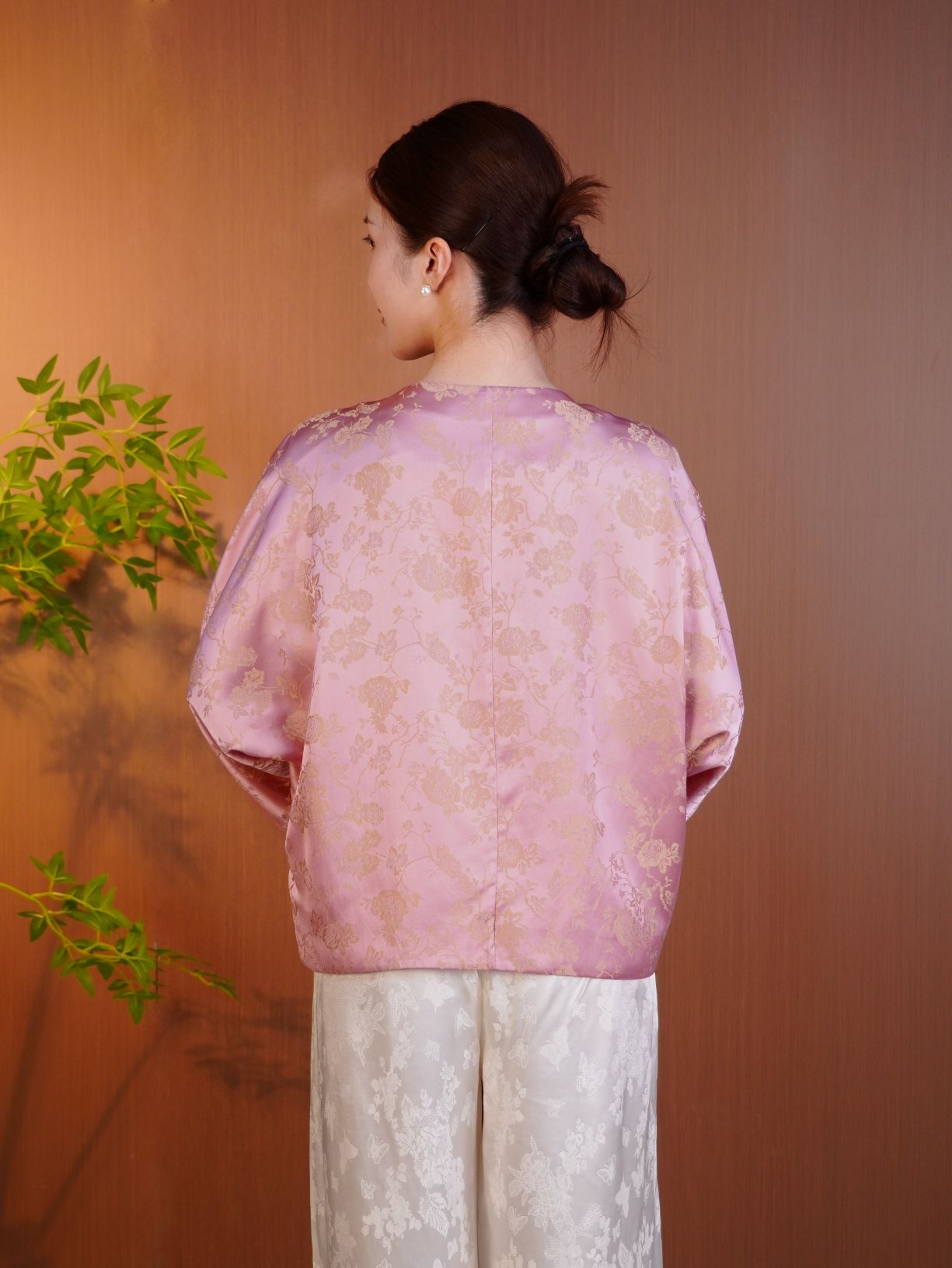 古月茗里【藕荷缀花】新中式丝质双面印花圆领长袖外套