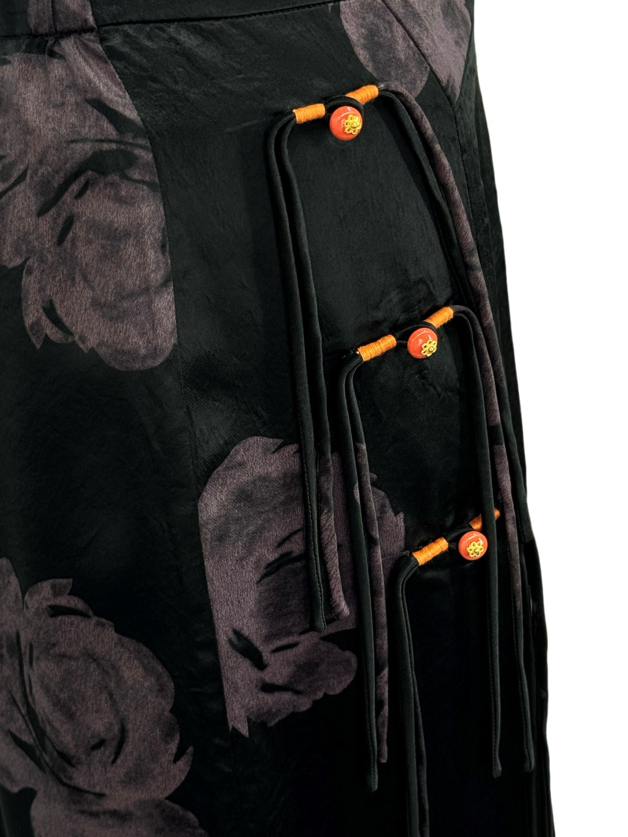 古月茗里【玄纱缦紫】新中式牡丹印花流苏下摆不规则开叉黑色半裙