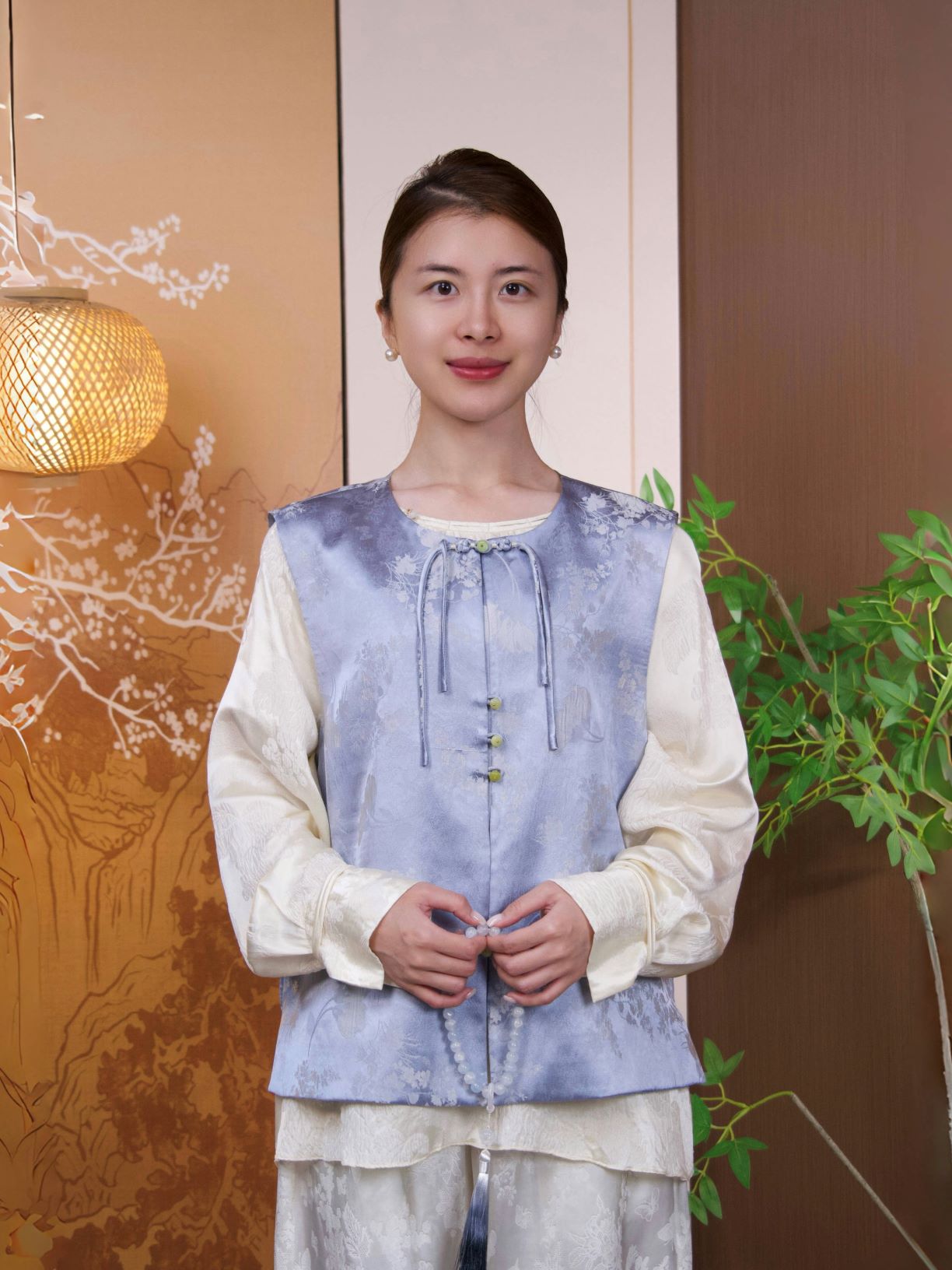 古月茗里【苍蓝织雾】新中式蓝色印花流苏盘扣圆领马甲