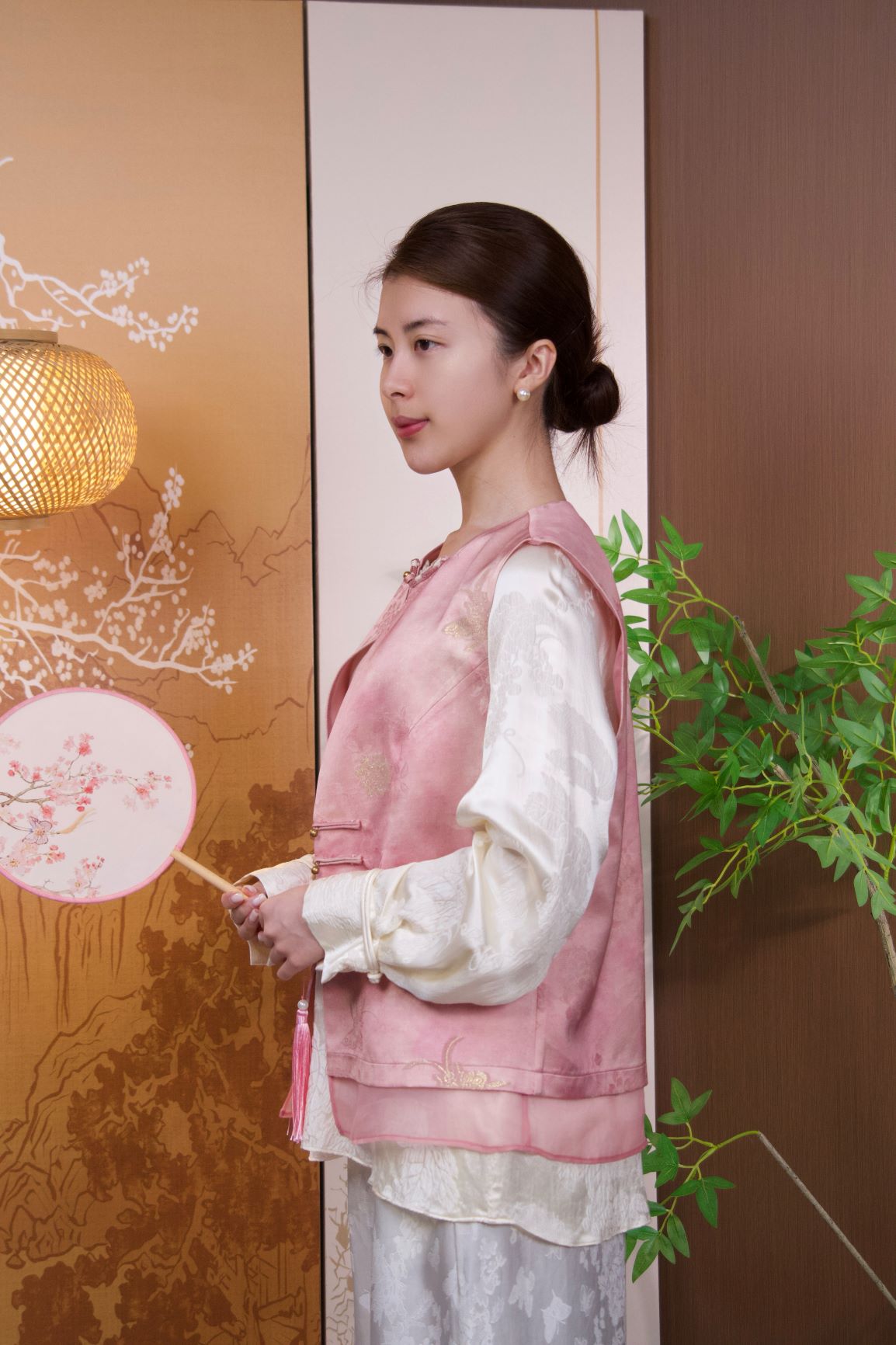 古月茗里【粉妆玉砌】新中式梦幻拼纱金线盘扣圆领春夏款马甲