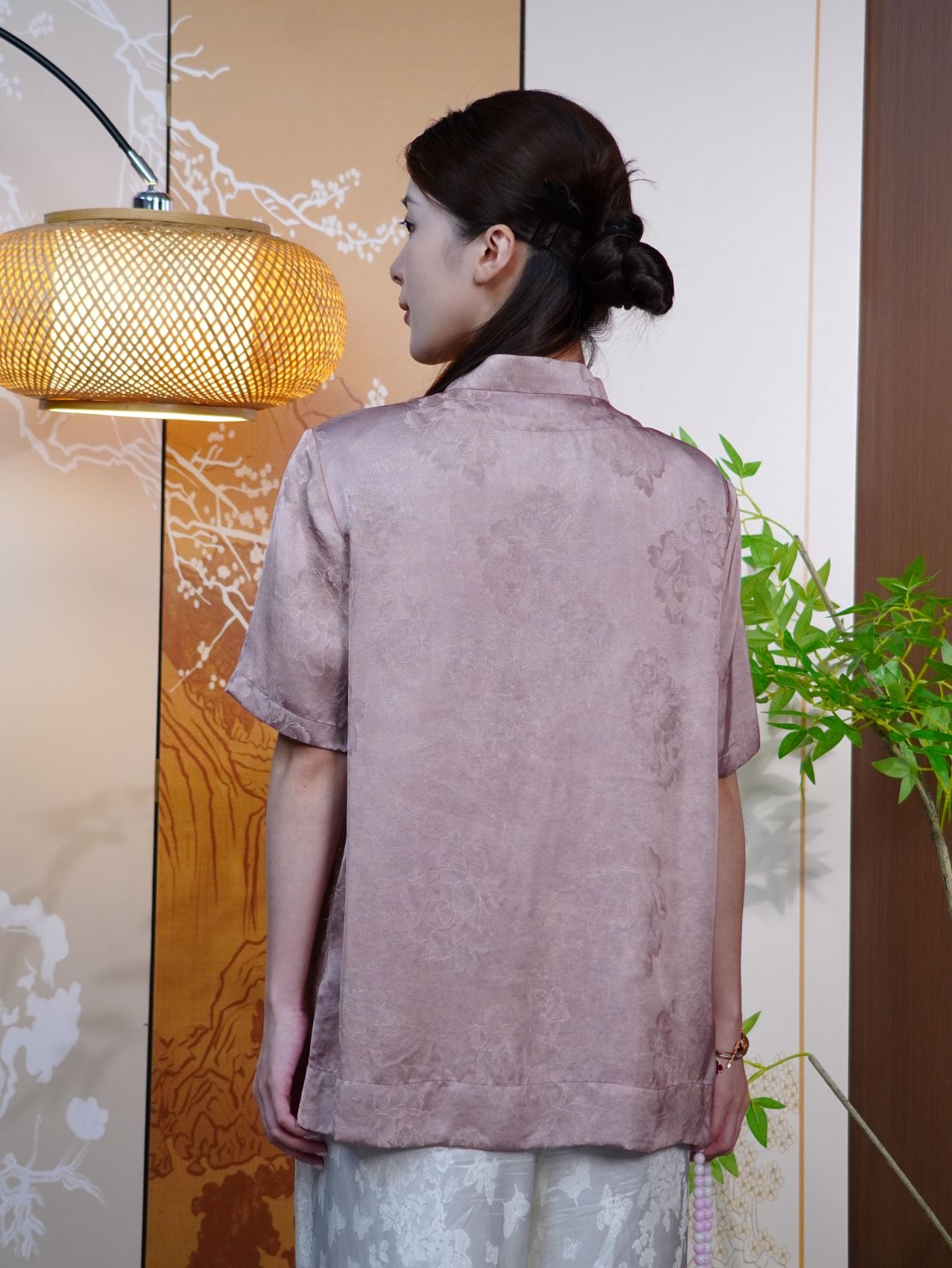 古月茗里【桃夭织锦】新中式淡粉色暗纹提花立领盘扣斜襟短袖上衣