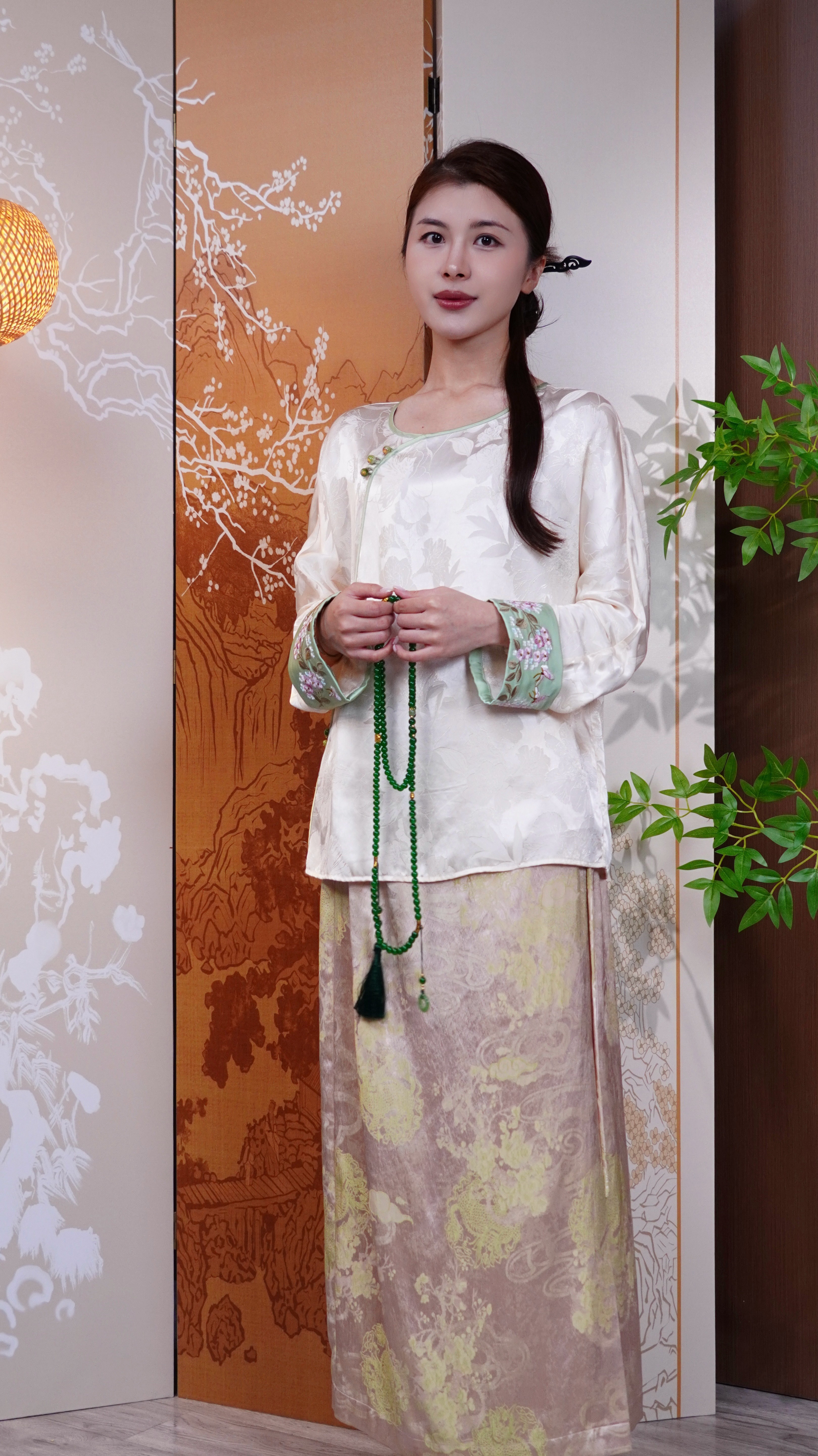 古月茗里【玉纱叠翠】新中式复古白色提花薄款绣花上衣