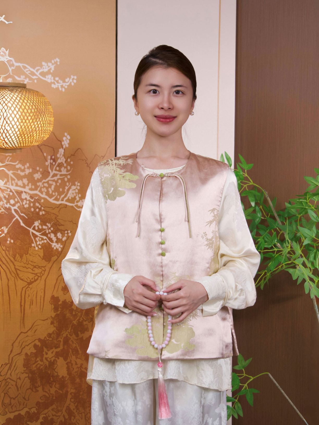 古月茗里【粉黛红颜】新中式醋酸竹林提花流苏盘扣圆领淡粉色马甲