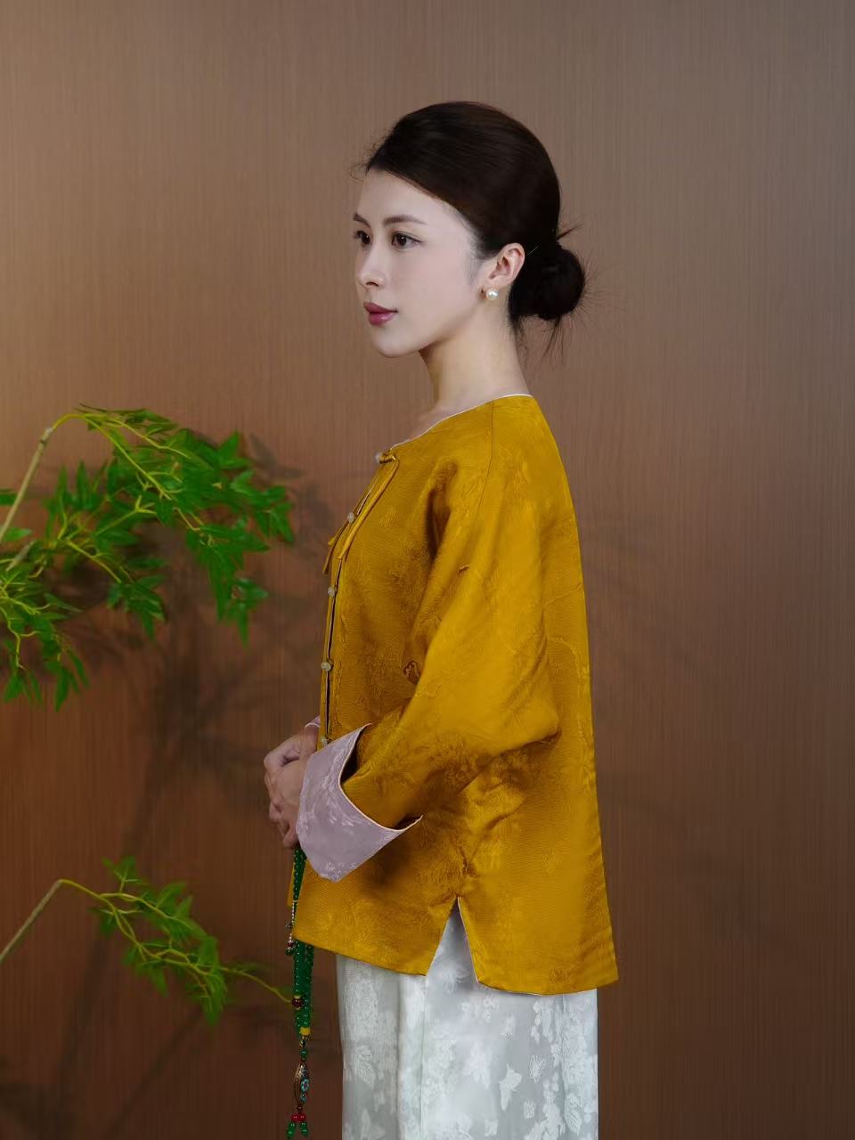 古月茗里【金纹承衣】新中式超显白黄色花罗双面可穿圆领流苏盘扣九分袖外套