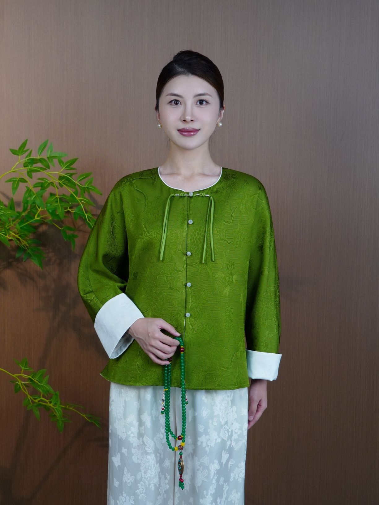 古月茗里【碧纹承衣】新中式超显白翠绿色花罗双面可穿圆领流苏盘扣九分袖外套